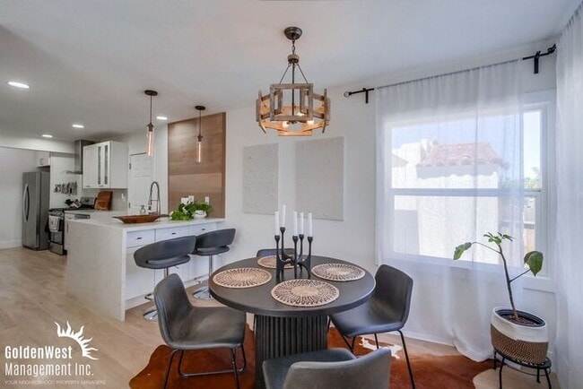 Building Photo - Beautifully Remodeled 4Bdm 2Ba Home with Detached Room/Gym Home in Talmadge Neighborhood.