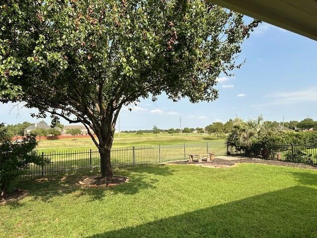 Building Photo - 10634 Lyndon Meadows Dr
