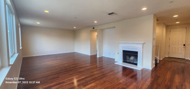 Building Photo - Welcome to American Canyon!! Beautiful Lar...