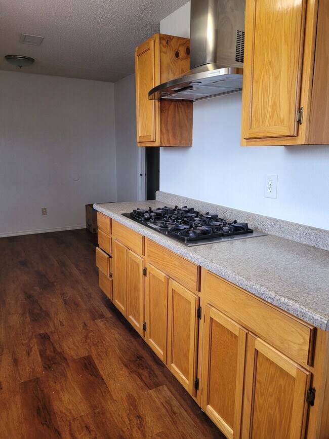 Building Photo - 7109 Lemon Tree Ln