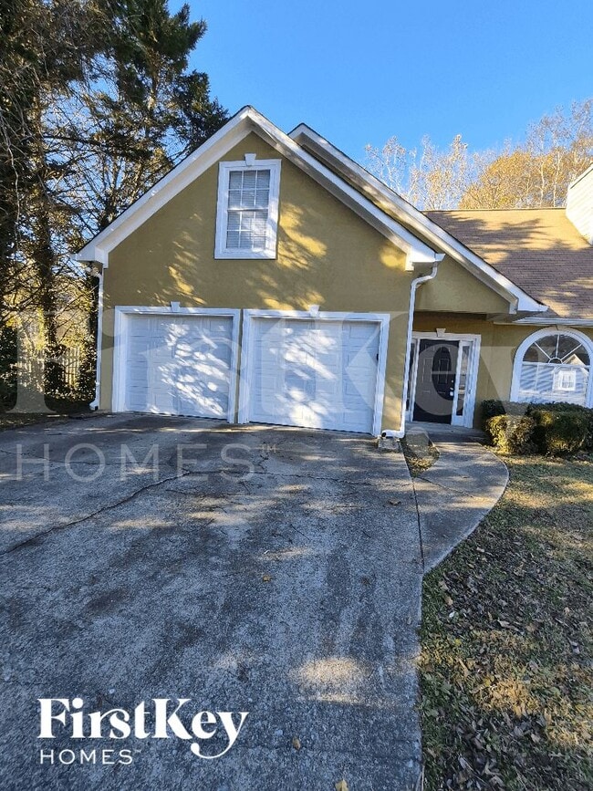 Building Photo - 5001 Rose Ct SE