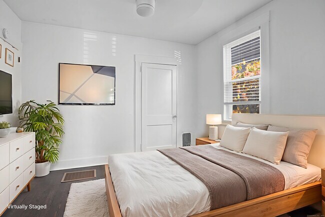 Foto del edificio - 541 Midland St