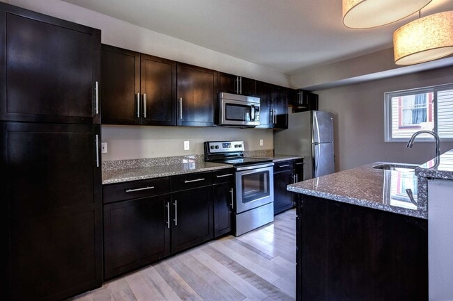 Photo - 2829 Edwards Wy Apartment