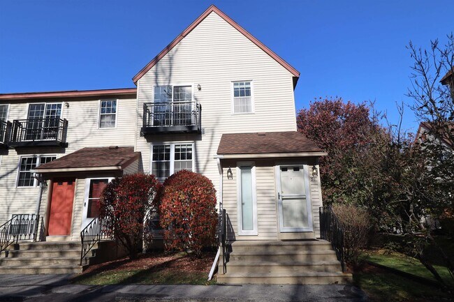 Building Photo - 96 E Ridge Rd