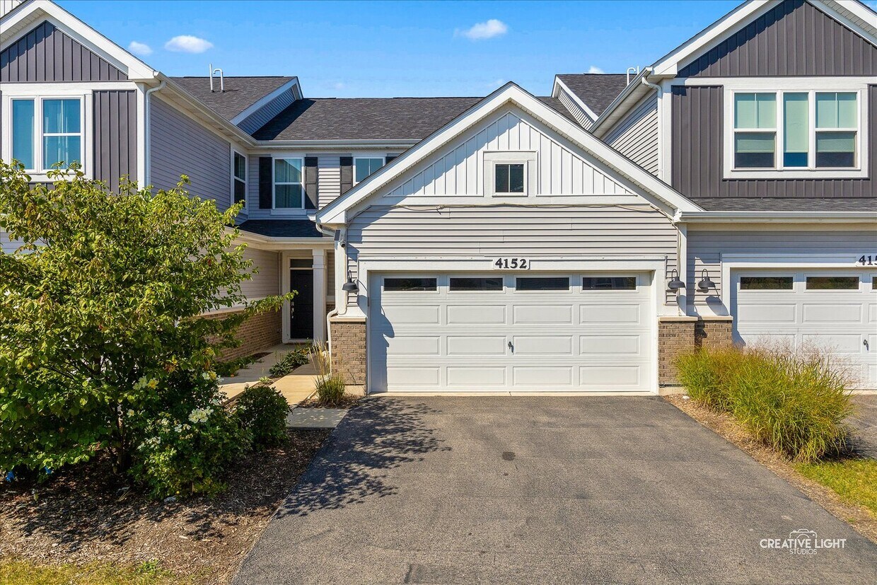 Foto principal - 4152 Calder Ln