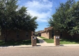 Building Photo - 3612 Zelma St