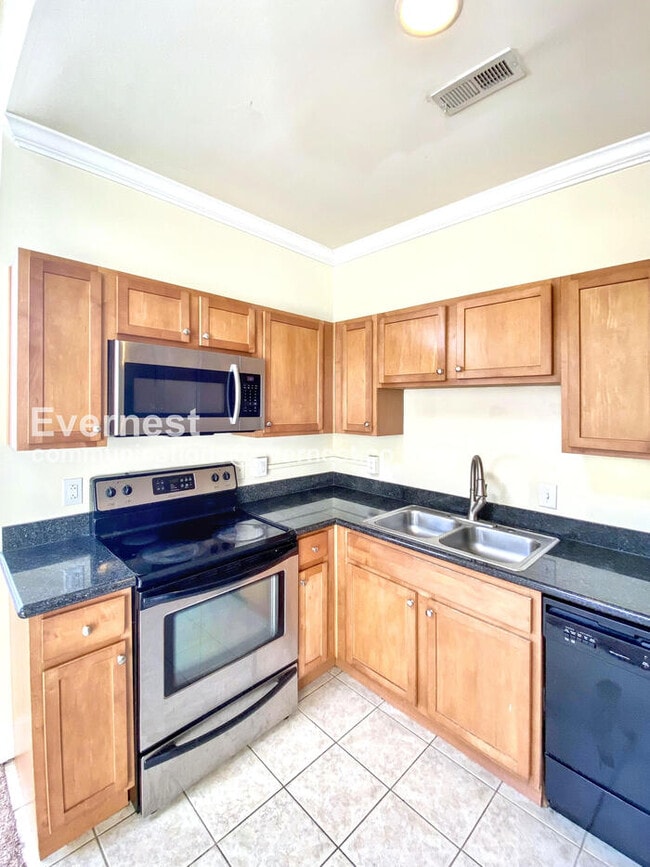 Foto del edificio - 525 E Grace St