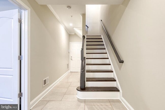 Foto del edificio - 3307 Fait Ave