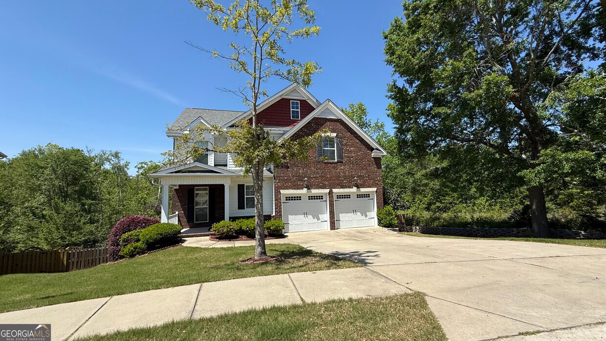 Foto principal - 1691 Jamestown Ave