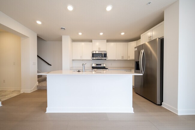 Foto del edificio - 15142 Archdale Ln