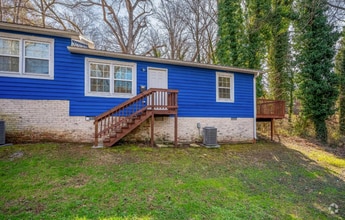 Building Photo - 308 N Fairview Ave