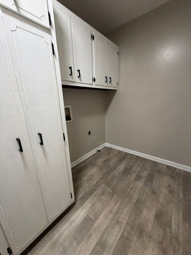 Foto del edificio - Newly Updated! Available Now! A Perfect Family home-  in HUMBOLDT TN!