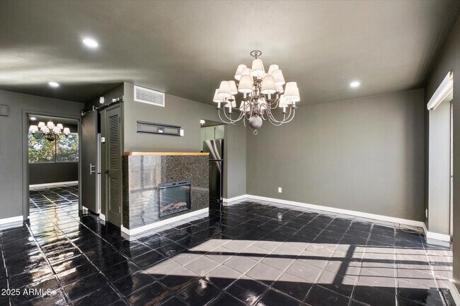 Foto del edificio - 1018 E Osborn Rd