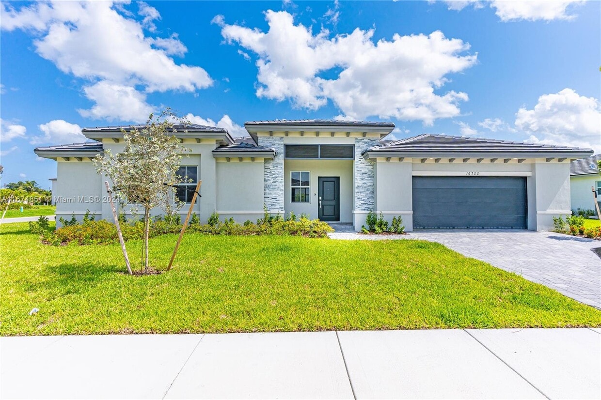 Primary Photo - 16722 SW 291st Ter