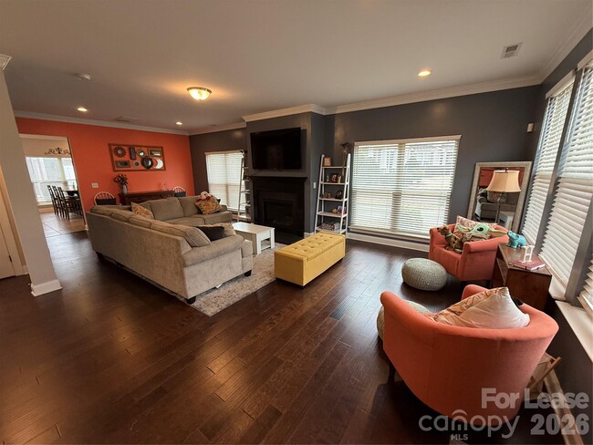 Foto del edificio - 8708 Aspinwall Dr