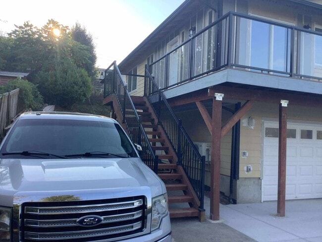 Front Door Entrance - 2417 Snyder Ave