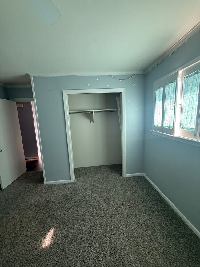 Building Photo - 3417 Sunlite St