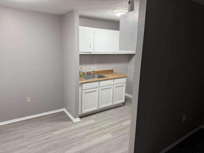 Photo - 13540 Superior Rd Apartment