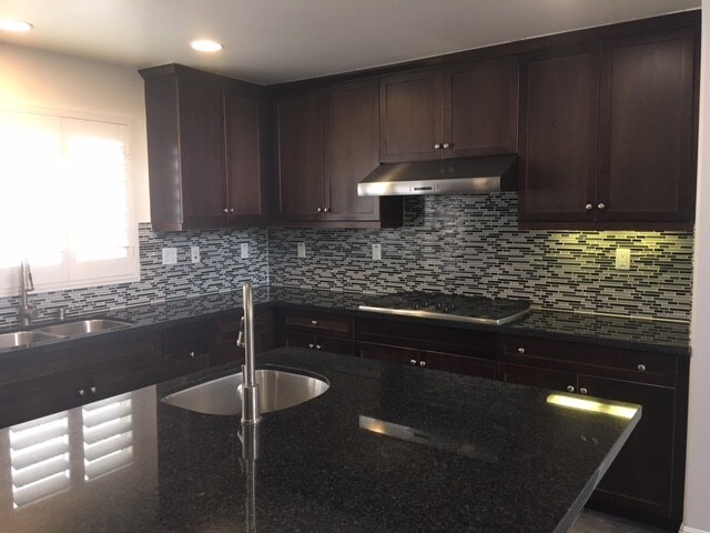 Building Photo - 7401 S Sepulveda Blvd