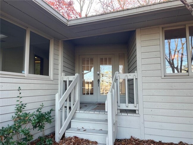 Building Photo - 4198 Lake Rill Ct