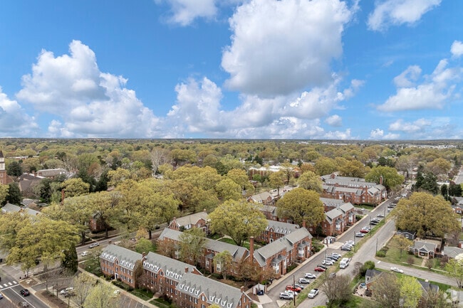 Aerial Photo - Malvern Manor Apartments