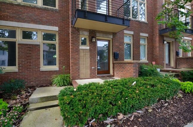 Photo - 2207 Portland Ave Townhome