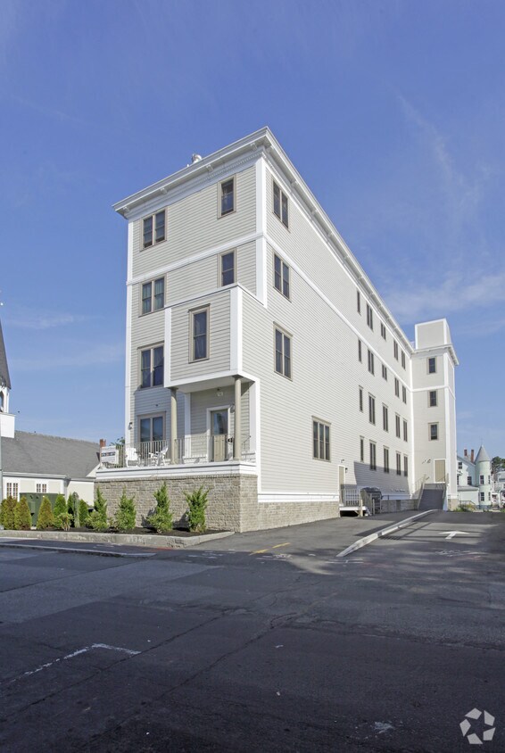 Foto del edificio - 1 School St