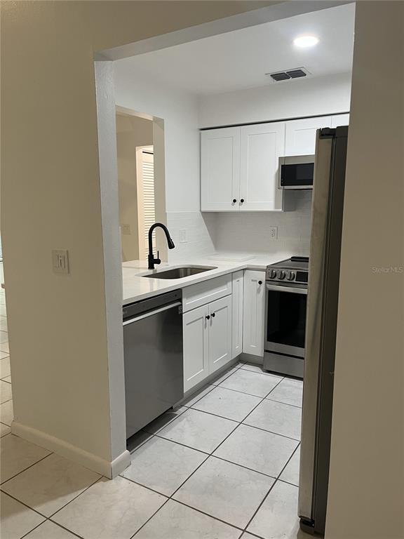 Foto del edificio - 8433 Laurelon Pl