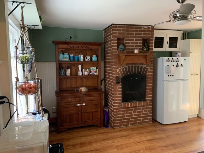 Foto del edificio - 3 Bedroom Single Family Home in Downtown H...