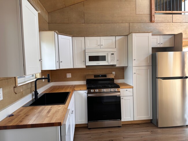 Building Photo - 1149 Virginia Lynn Wy