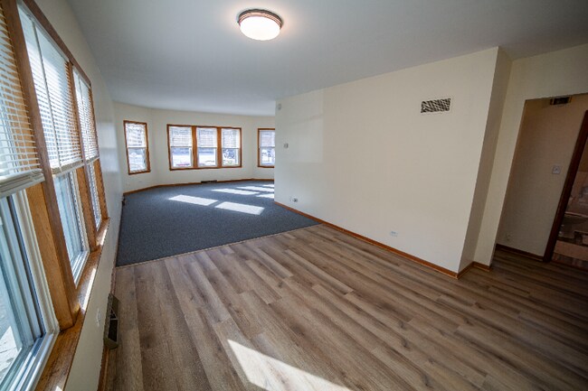 Foto del edificio - 2336 W 122nd St