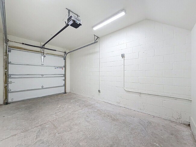 Foto del edificio - 336 14th St N