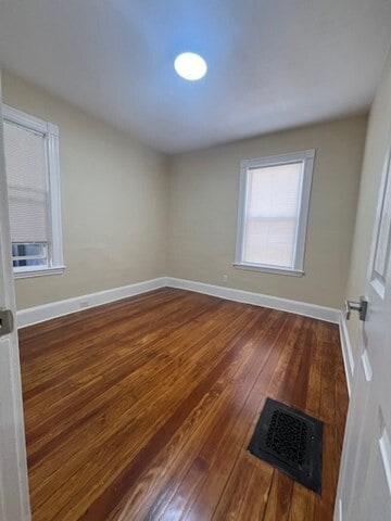 Foto del edificio - 24 Harlem St