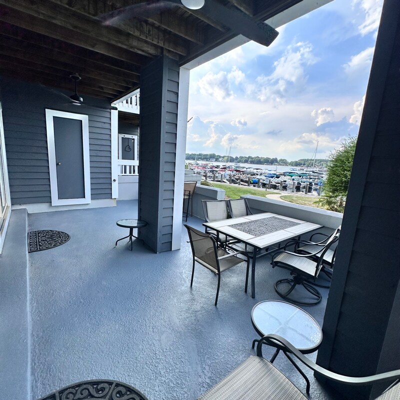 Foto principal - 18713 Vineyard Point Ln