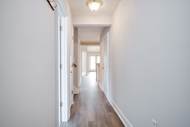 Building Photo - 313 Whitney Pl
