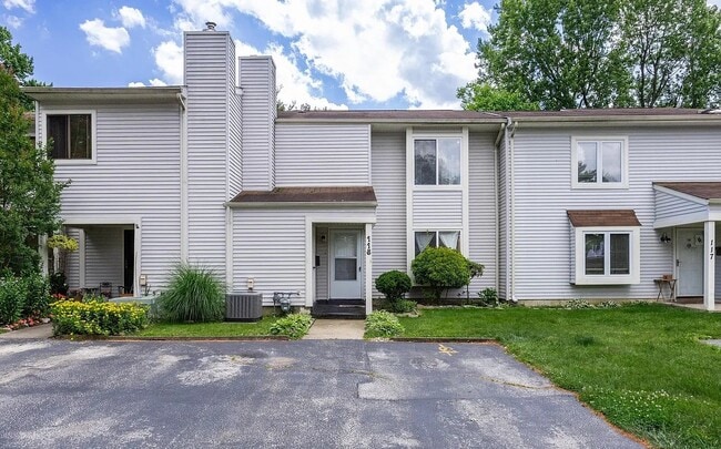 Building Photo - 118 Aspen Ct