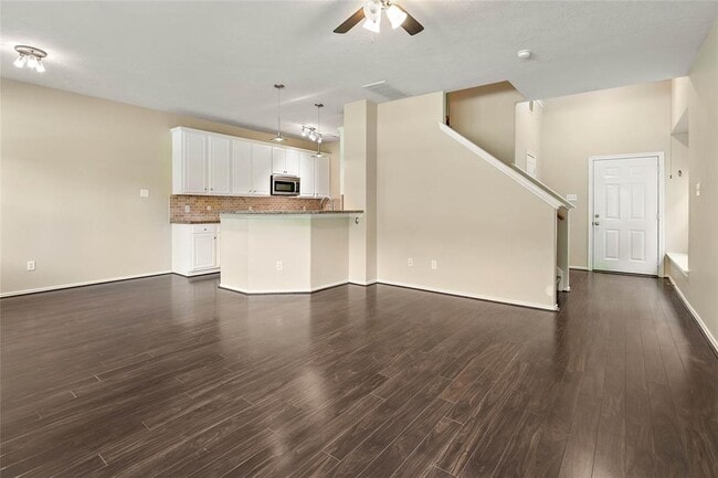 Building Photo - 35 Summer Haze Cir