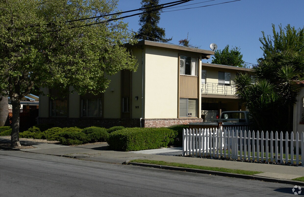 Foto principal - 919 Clinton St
