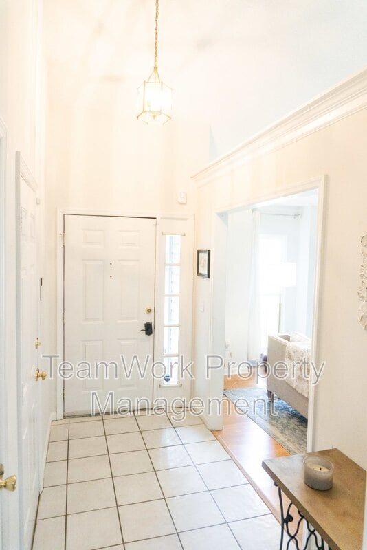 Photo - 827 Harbor Pl Dr House