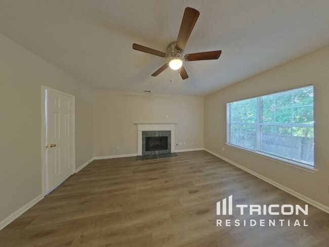 Building Photo - 2421 Rambling Way