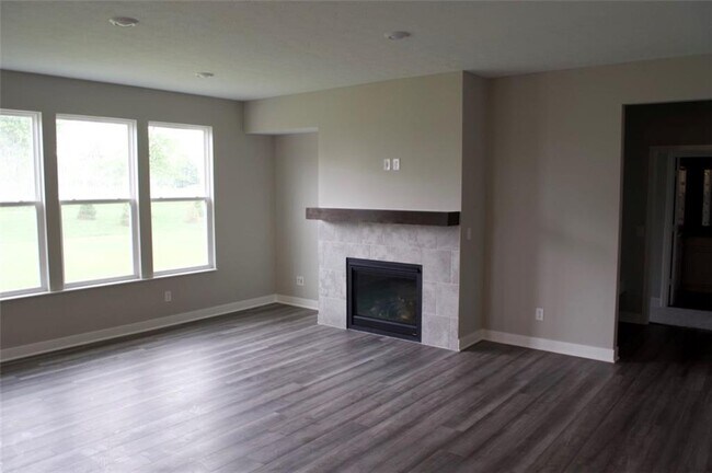 Building Photo - 952 Garrison Dr