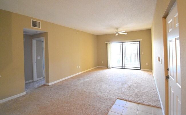Building Photo - 3018 Alcazar Pl