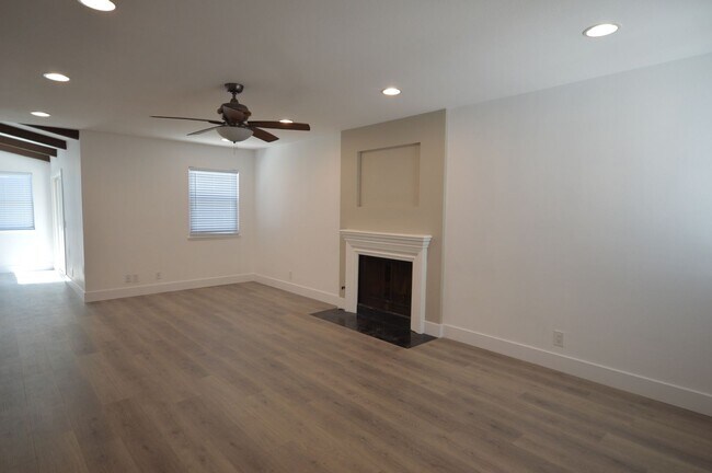 Building Photo - Remodeled 3 Bedroom in Brea
