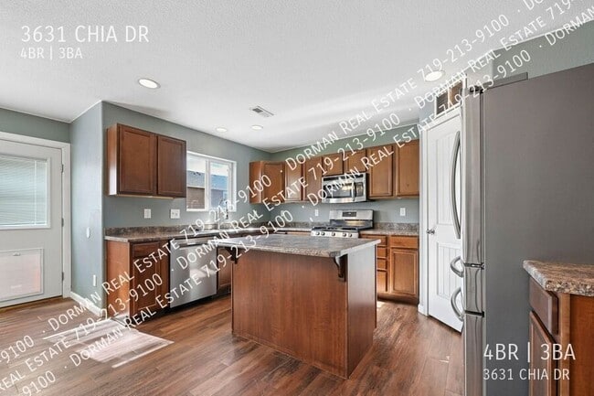 Building Photo - 3631 Chia Dr