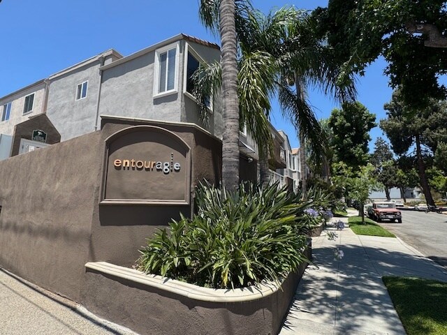 Foto principal - 355 N Maple St