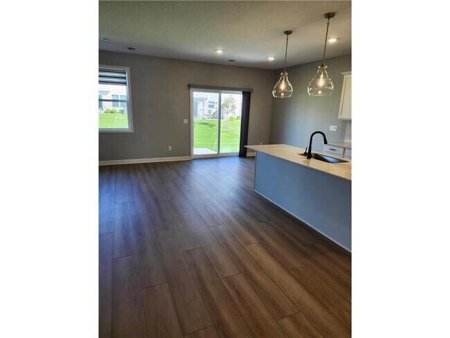 Foto del edificio - 14526 111th Ave N