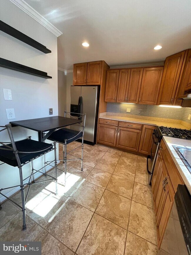 Building Photo - 4133 Novar Dr