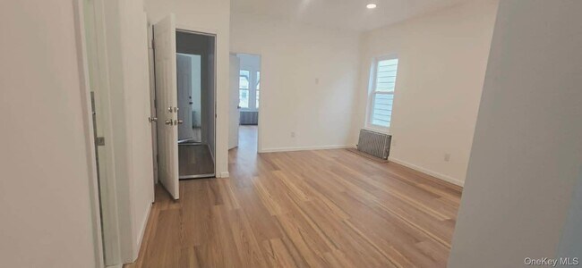 Foto del edificio - 78-29 68th Ave