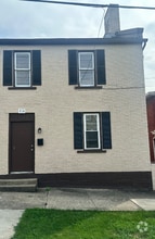 Building Photo - 514 Front St