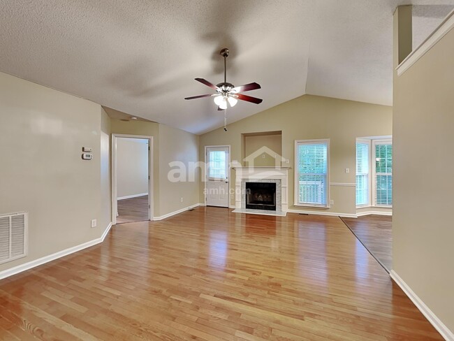 Building Photo - 212 Aqua Marine Lane